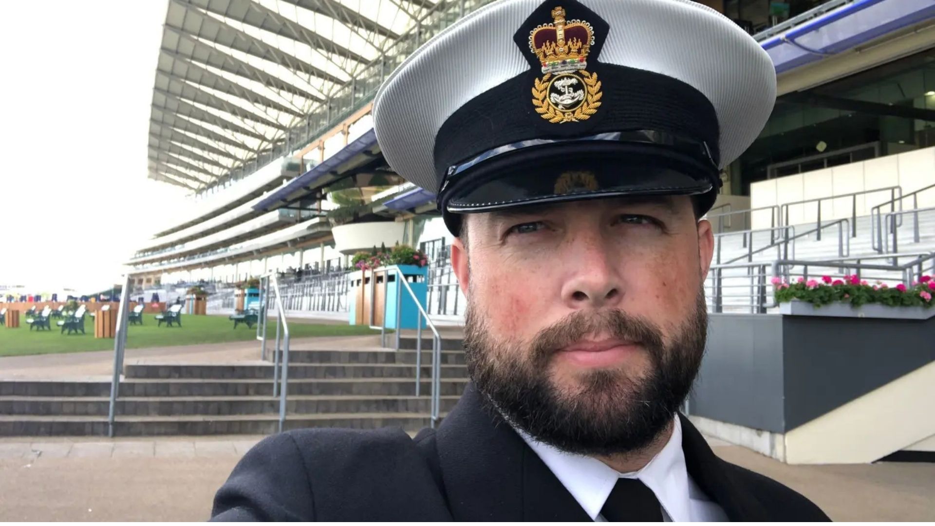 Stand united for Jon Navy veteran to tackle Leeds Marathon